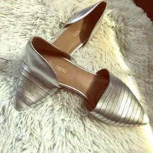 Ella moss leather flat.